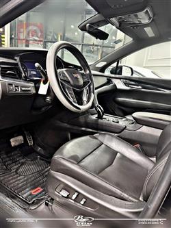 کادیلاک XT5